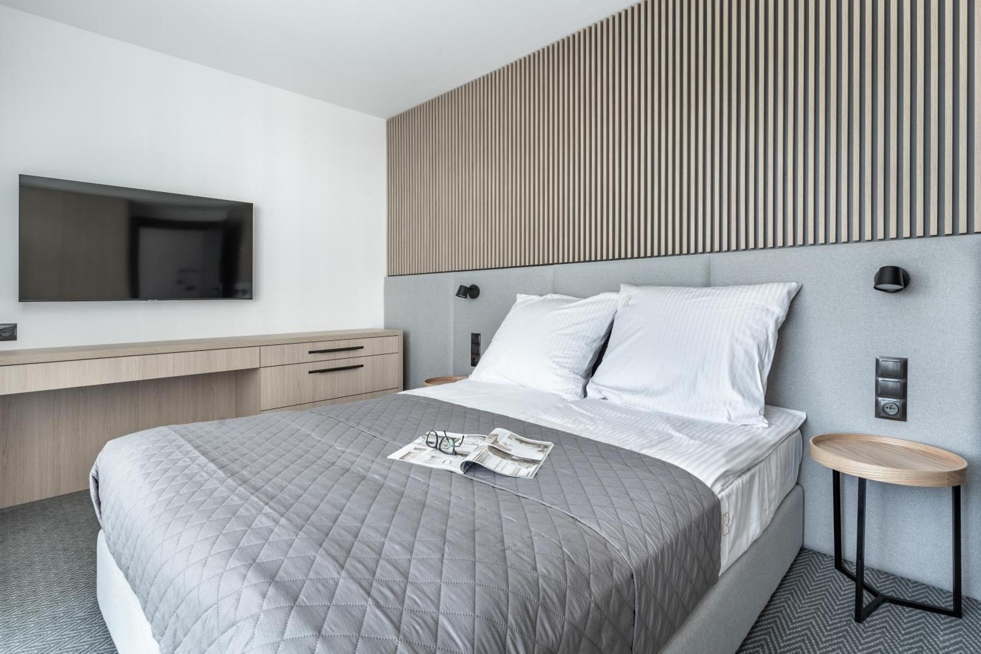 Rosa Style Aparthotel Рови Екстериор снимка