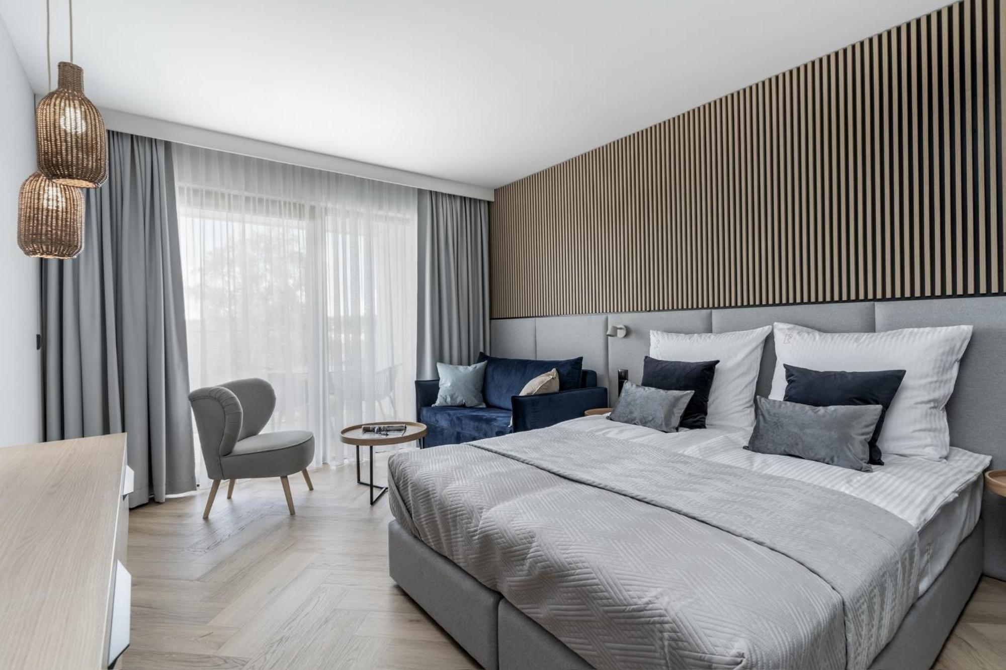 Rosa Style Aparthotel Рови Екстериор снимка