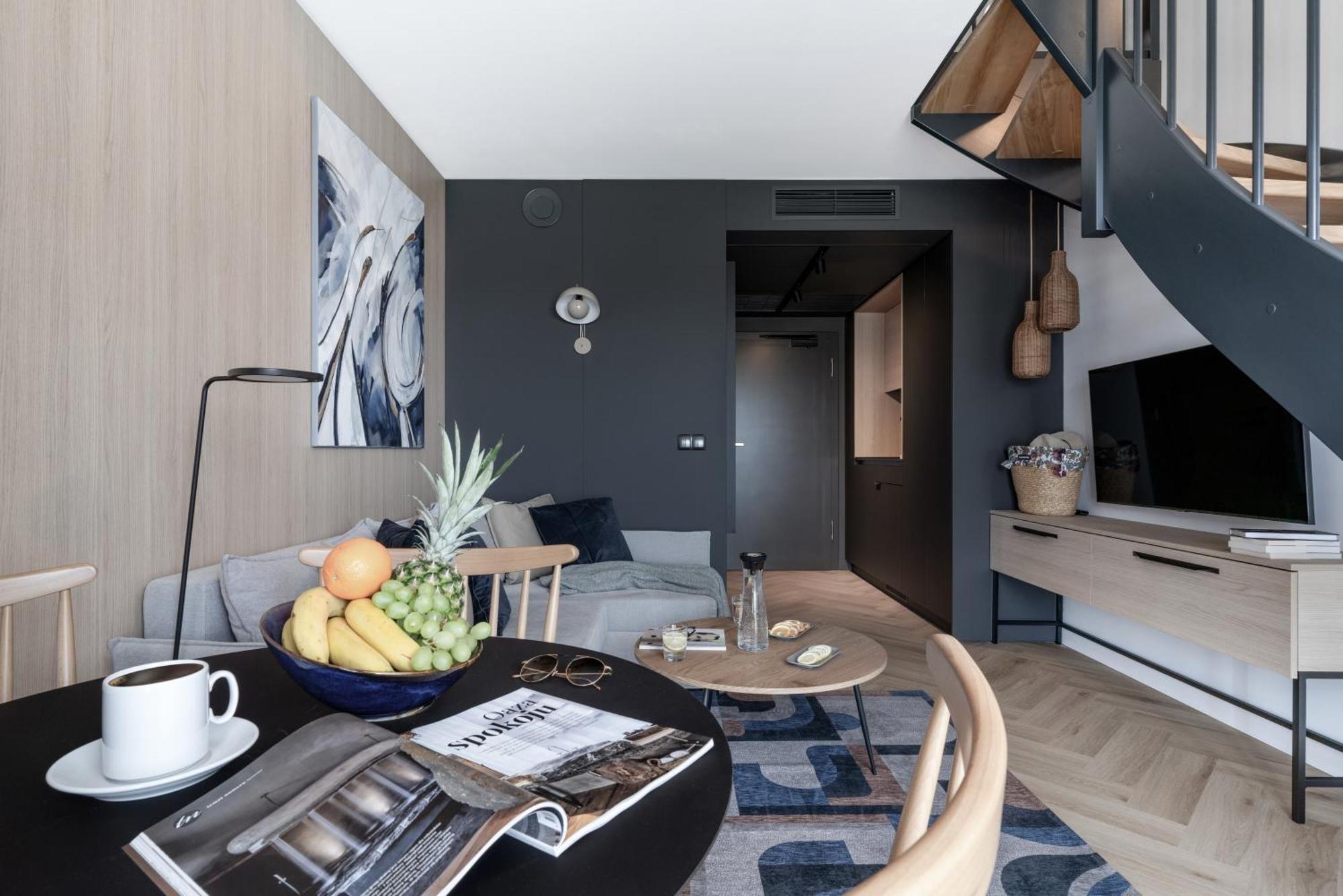 Rosa Style Aparthotel Рови Екстериор снимка