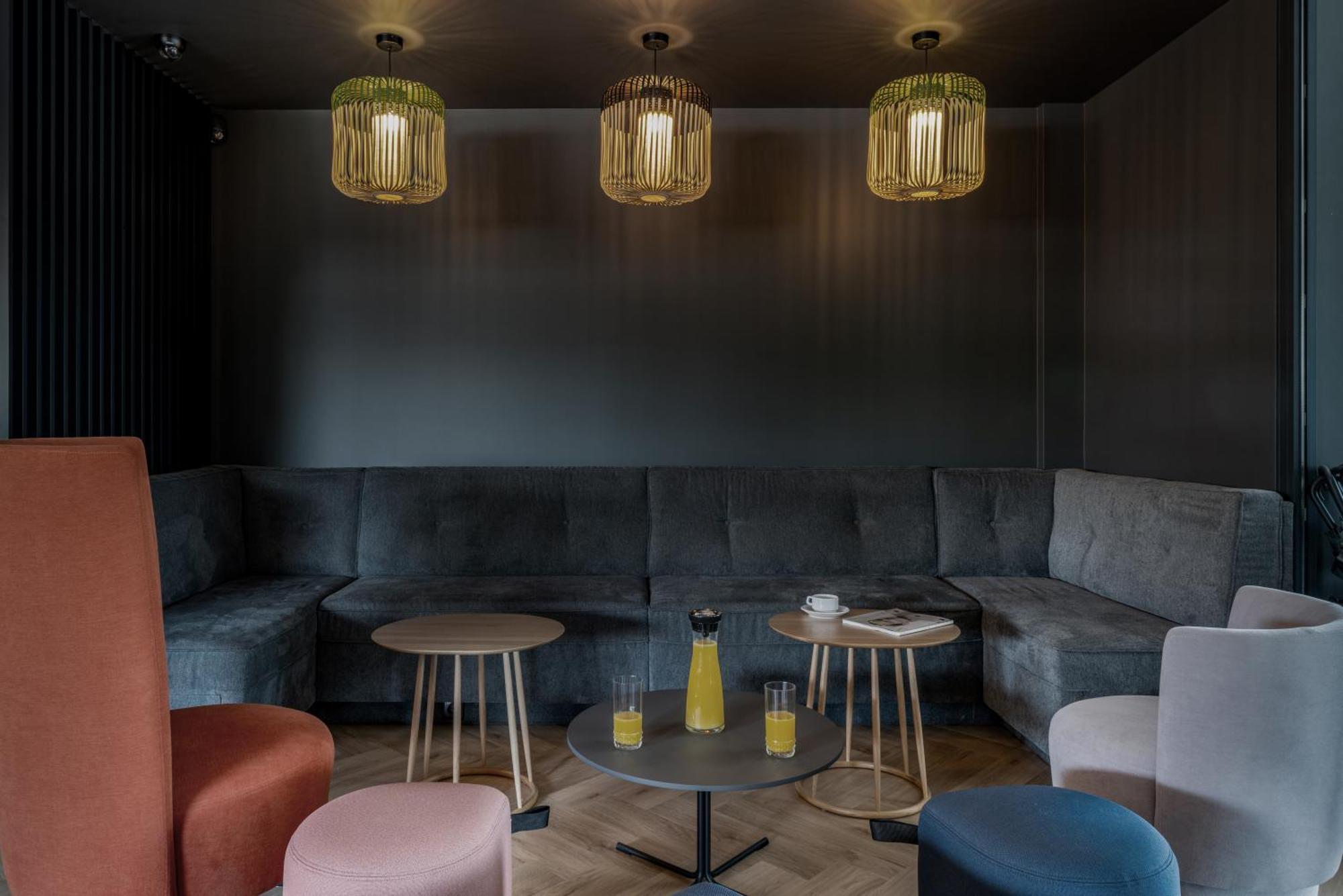 Rosa Style Aparthotel Рови Екстериор снимка