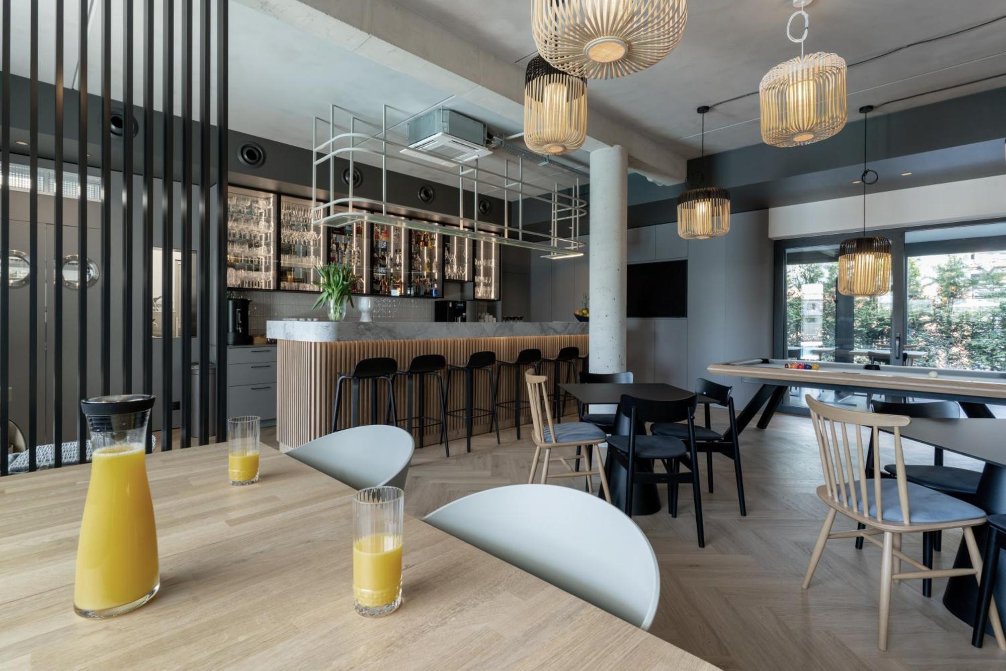 Rosa Style Aparthotel Рови Екстериор снимка